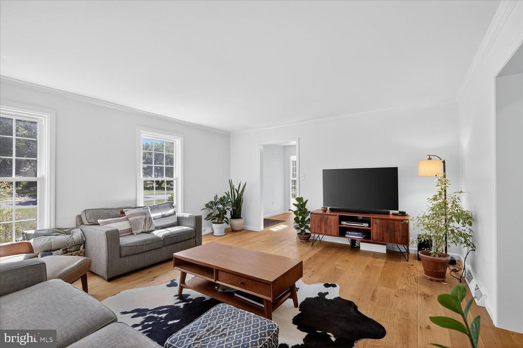 381 CHOWNING PLACE