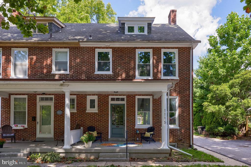 1115 W CLAY STREET