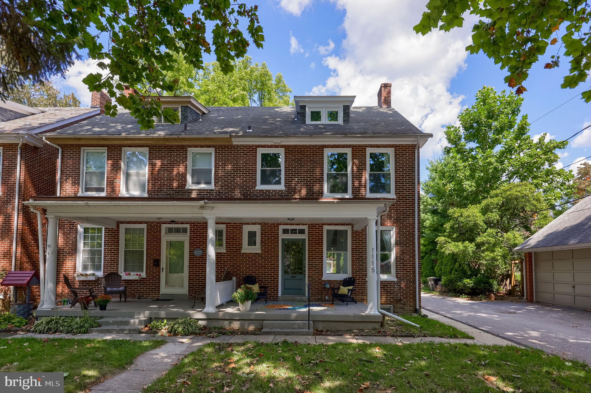 1115 W CLAY STREET