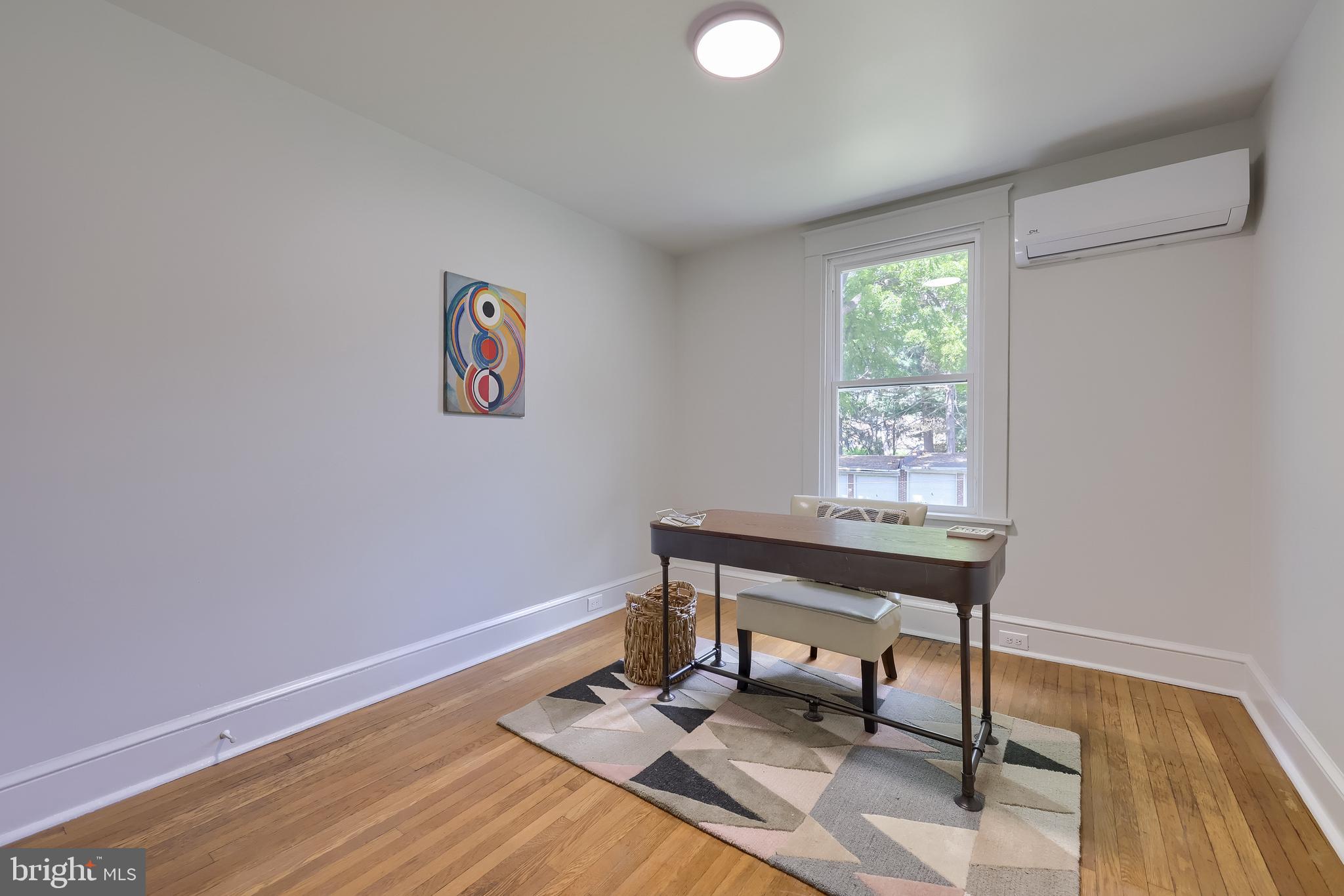 1115 W CLAY STREET