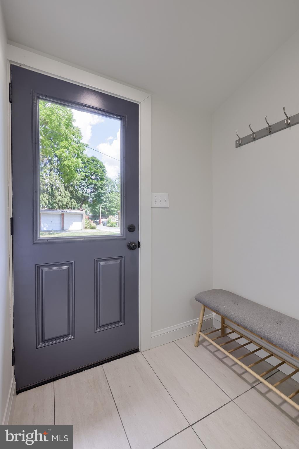 1115 W CLAY STREET
