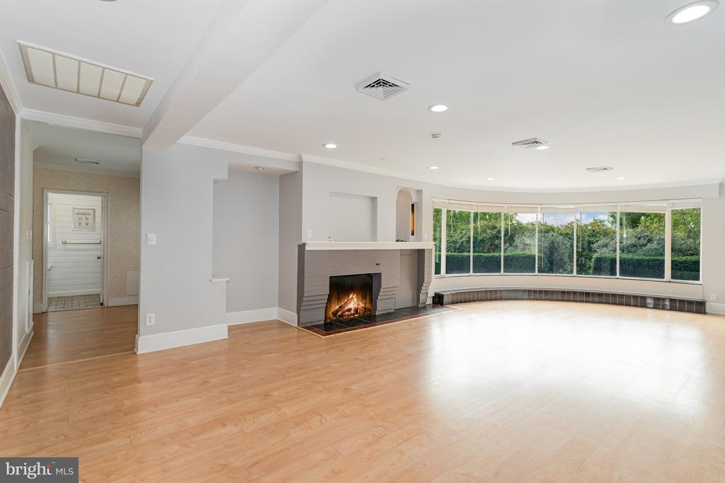132 SUNNY SLOPE LANE