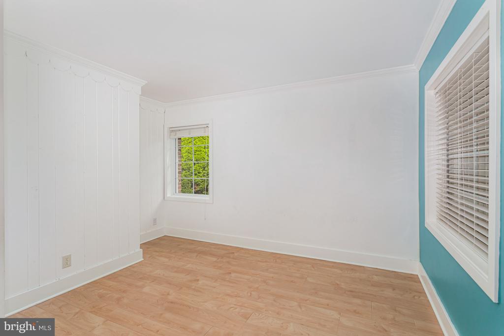 132 SUNNY SLOPE LANE