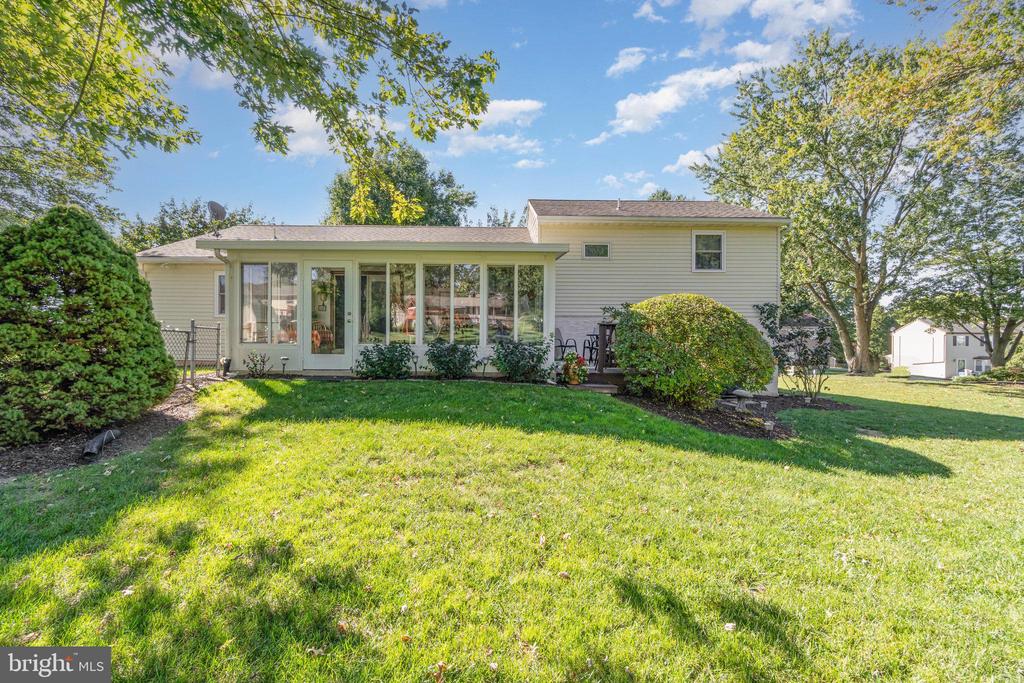 521 BERNHARD AVENUE