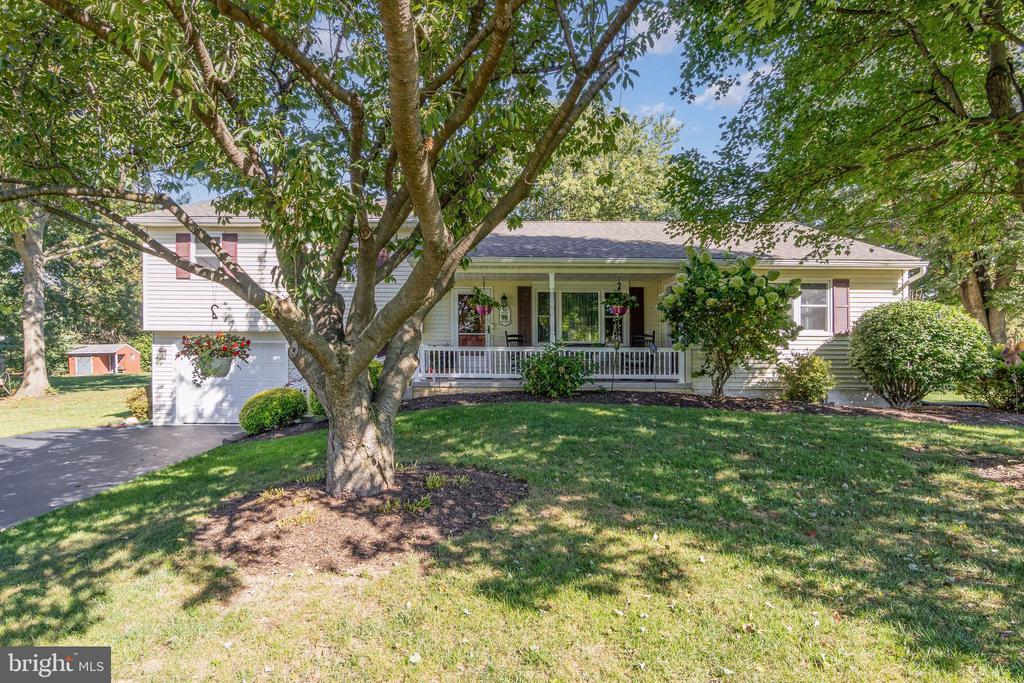 521 BERNHARD AVENUE