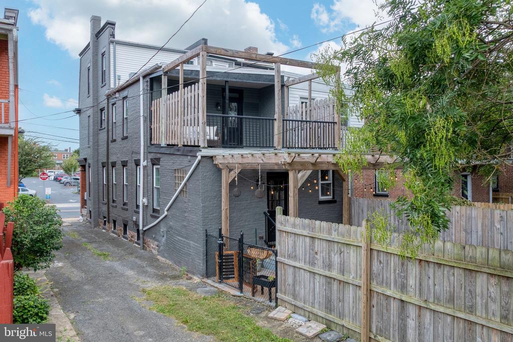 510 N PLUM STREET