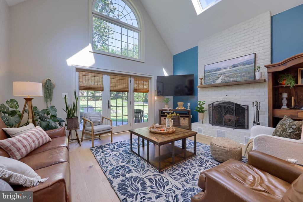 357 COPLEY DRIVE