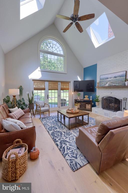 357 COPLEY DRIVE
