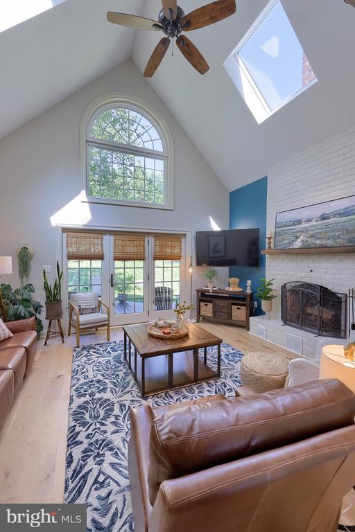 357 COPLEY DRIVE