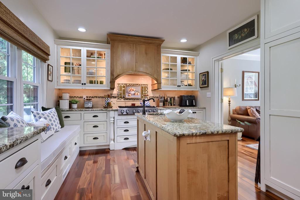 357 COPLEY DRIVE
