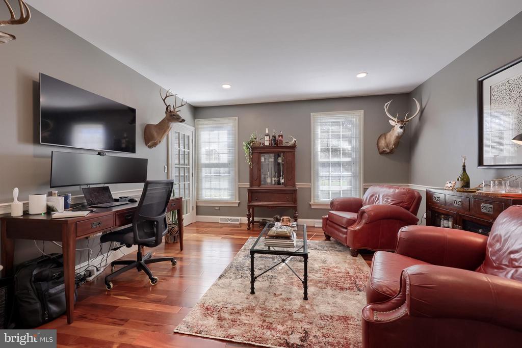 357 COPLEY DRIVE