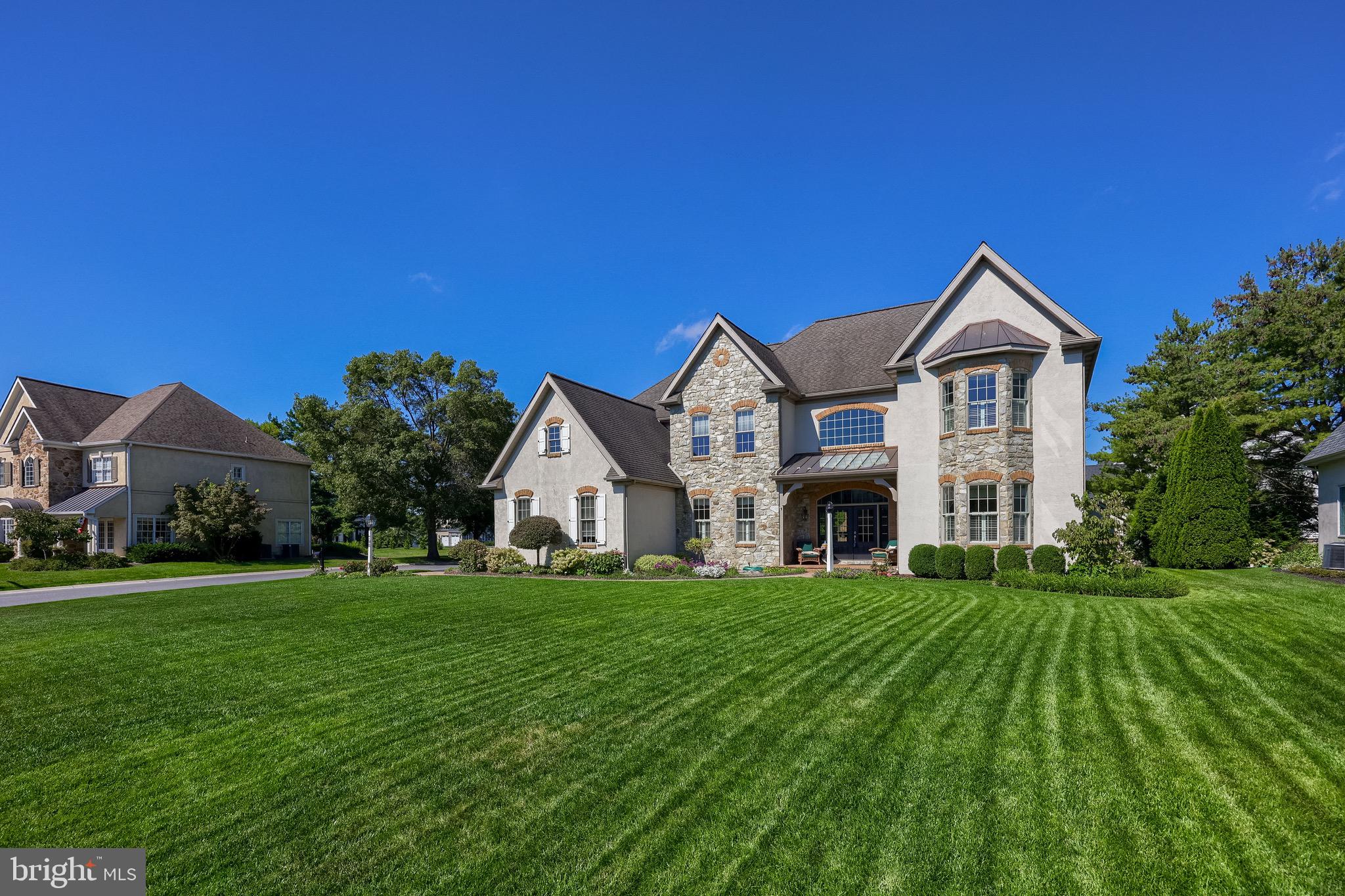 708 GOOSE NECK DRIVE