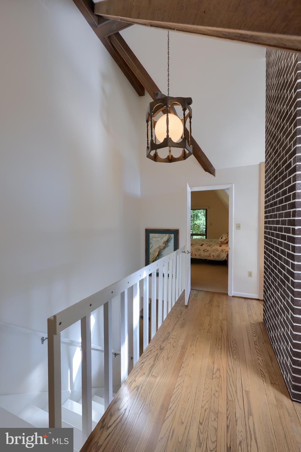 2487 CHESTNUT RIDGE DRIVE