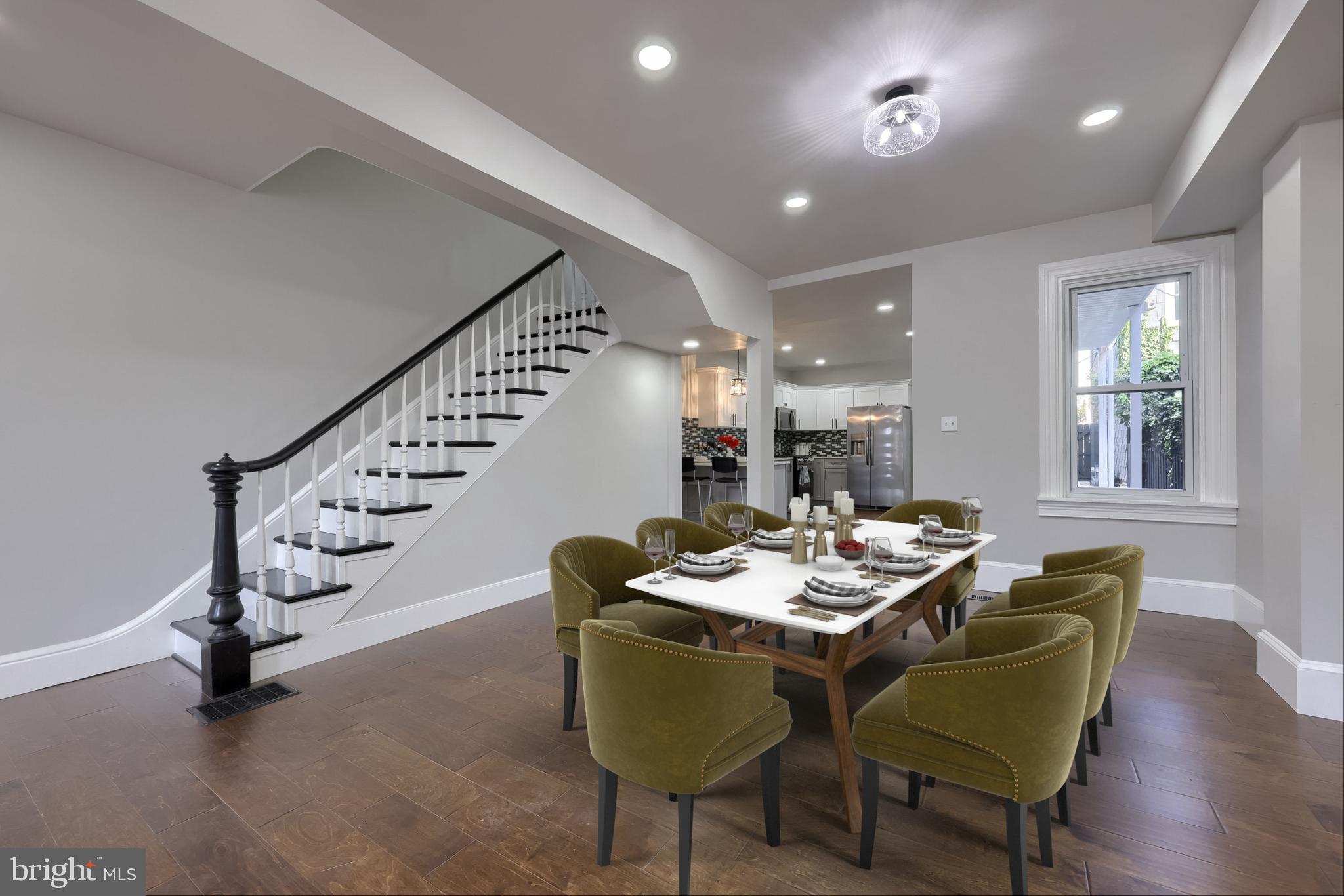 657 W ORANGE STREET