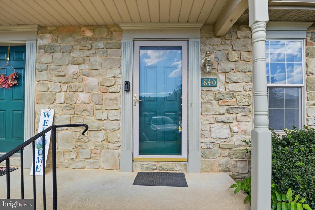 840 COBBLESTONE LANE