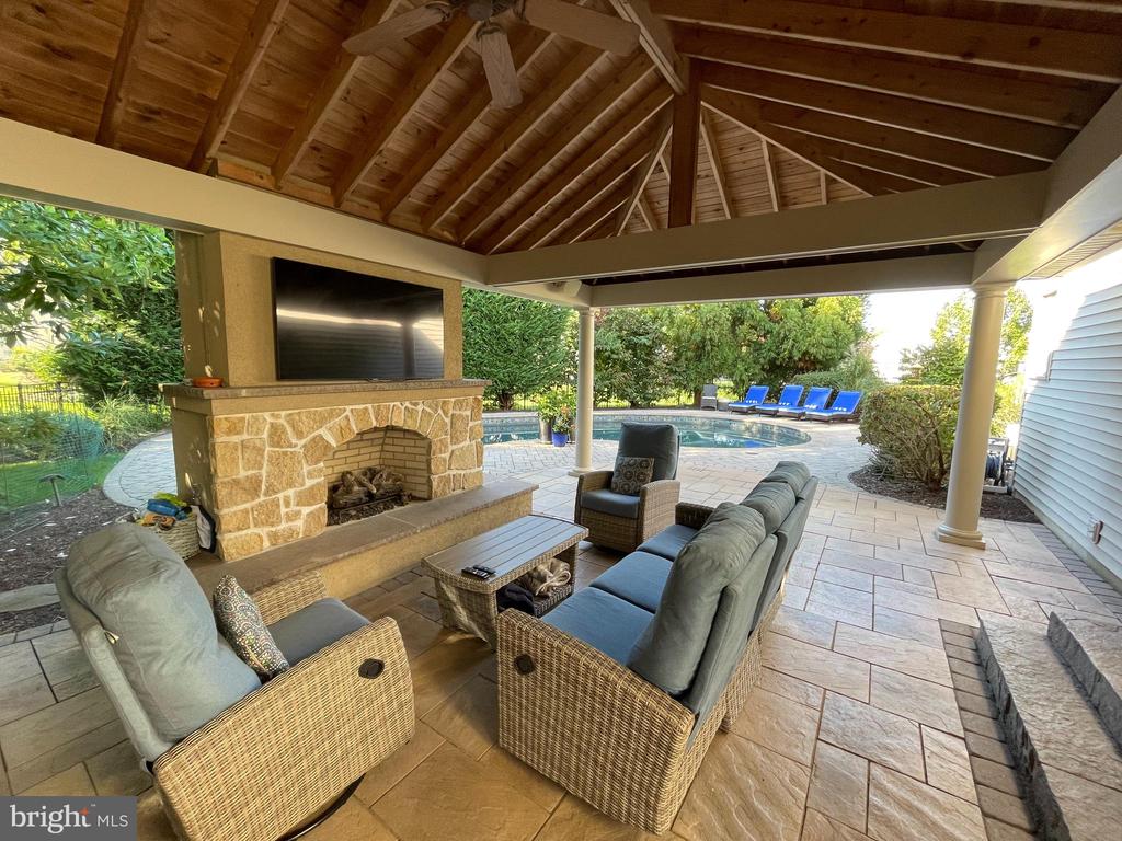 1342 BRYAN DRIVE