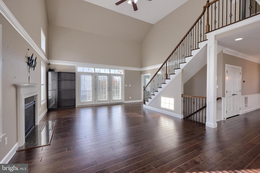 638 CHISWELL PLACE