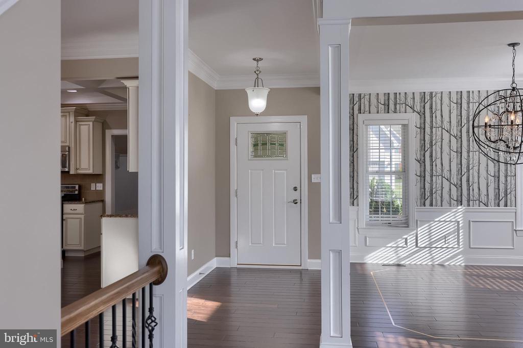 638 CHISWELL PLACE