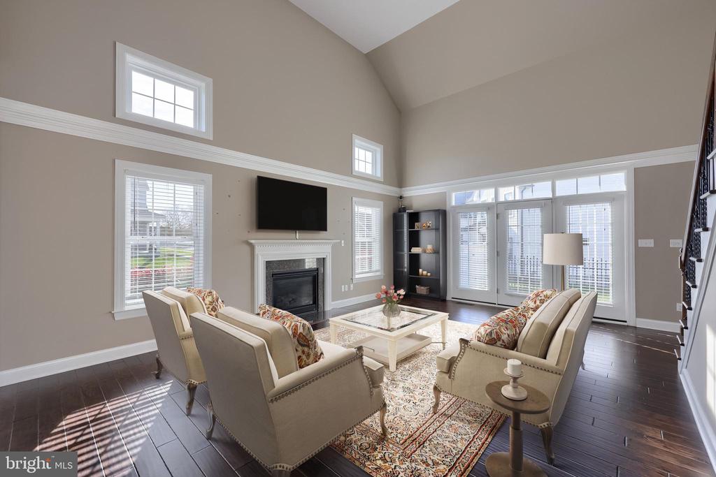638 CHISWELL PLACE