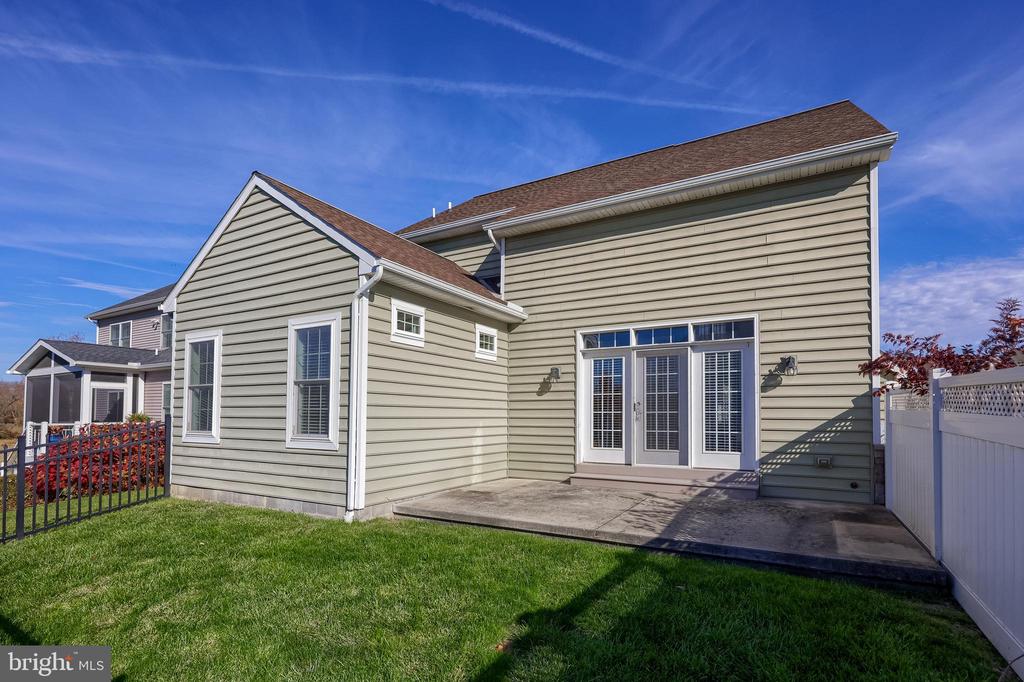638 CHISWELL PLACE