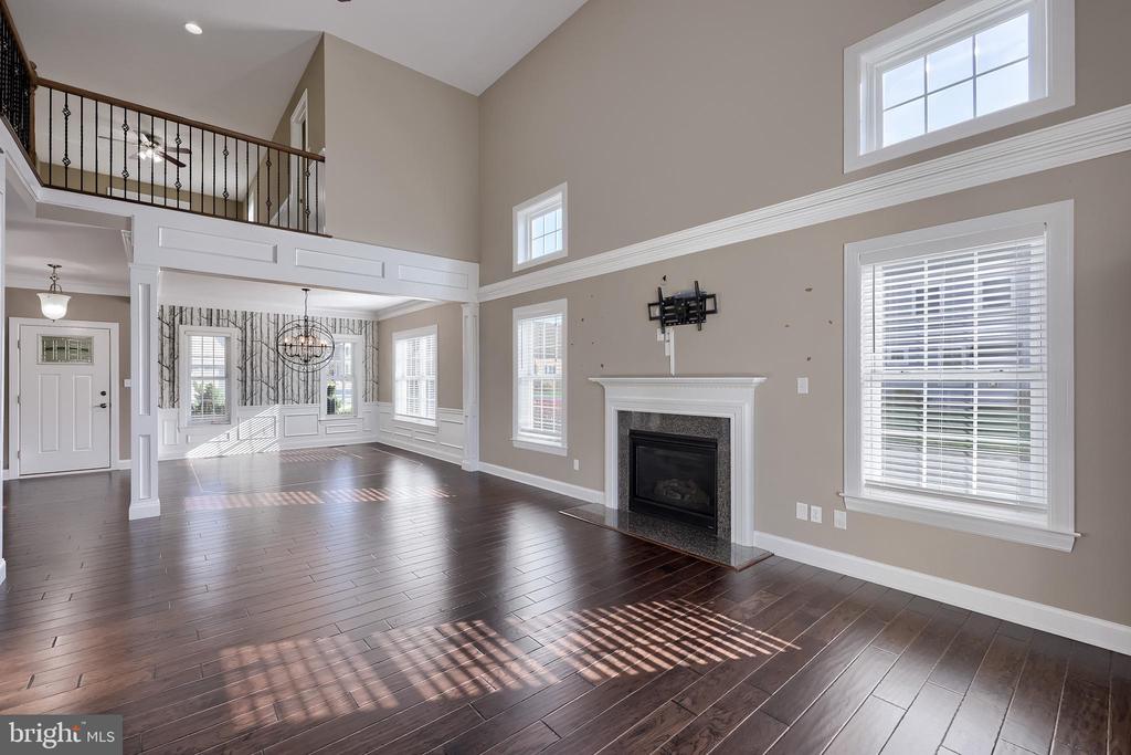 638 CHISWELL PLACE