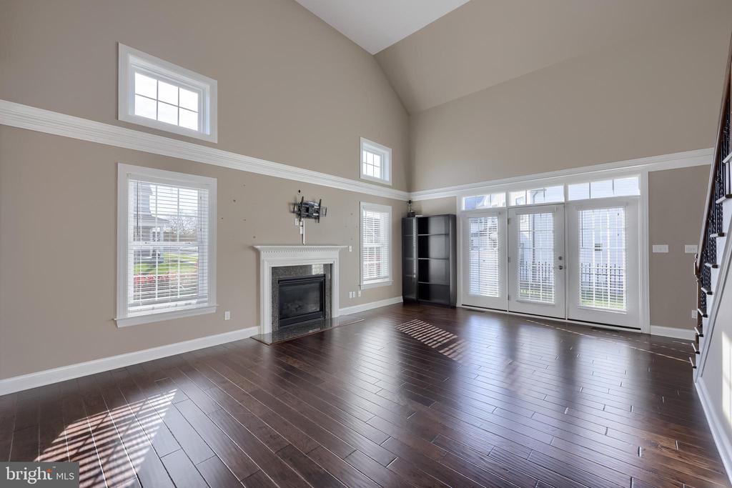 638 CHISWELL PLACE