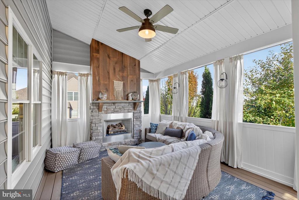 311 ECKER DRIVE