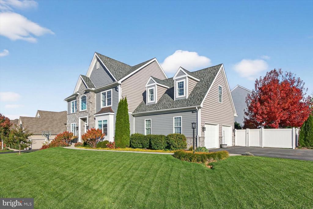311 ECKER DRIVE
