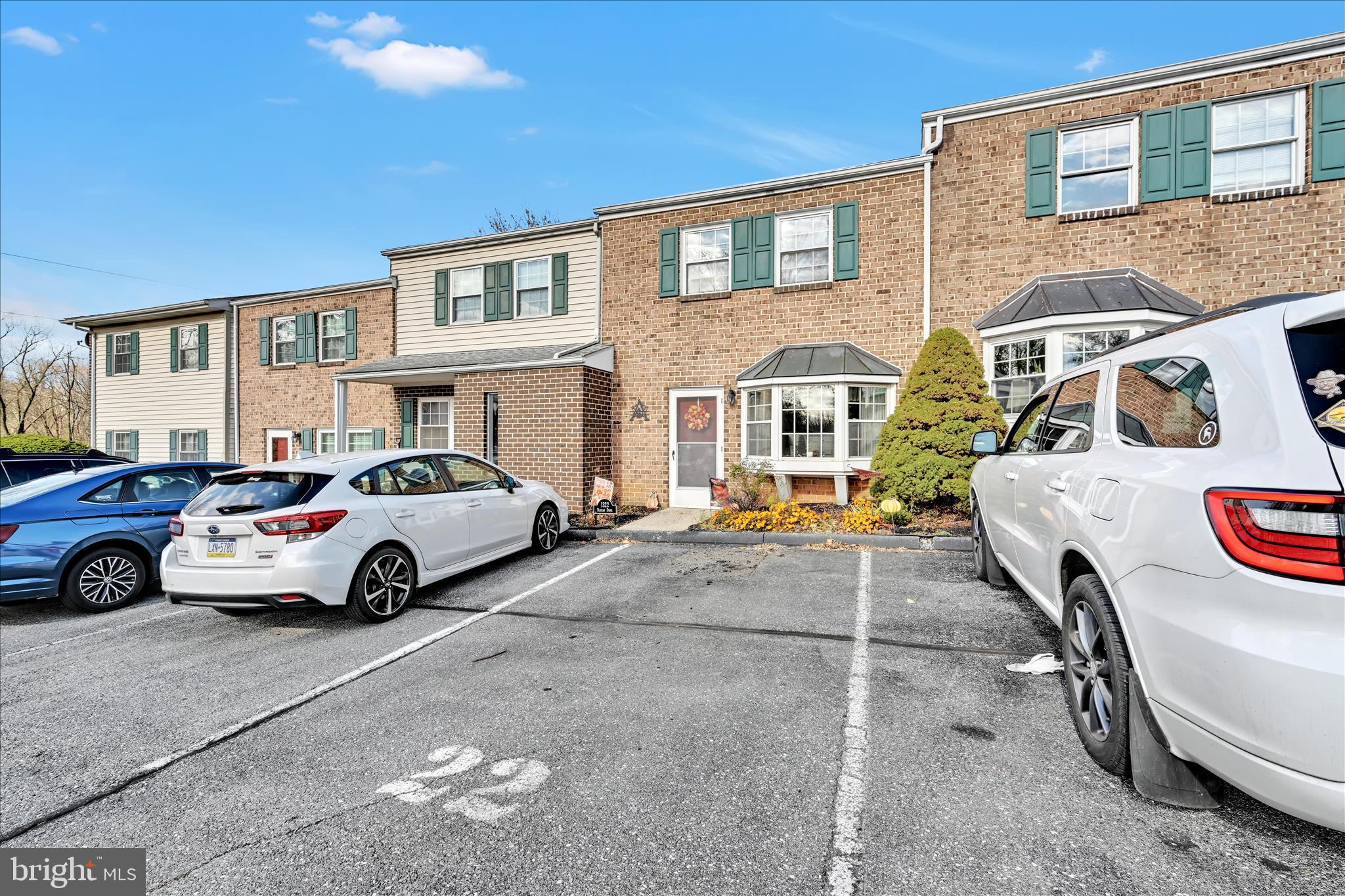 1322 BLUE JAY DRIVE