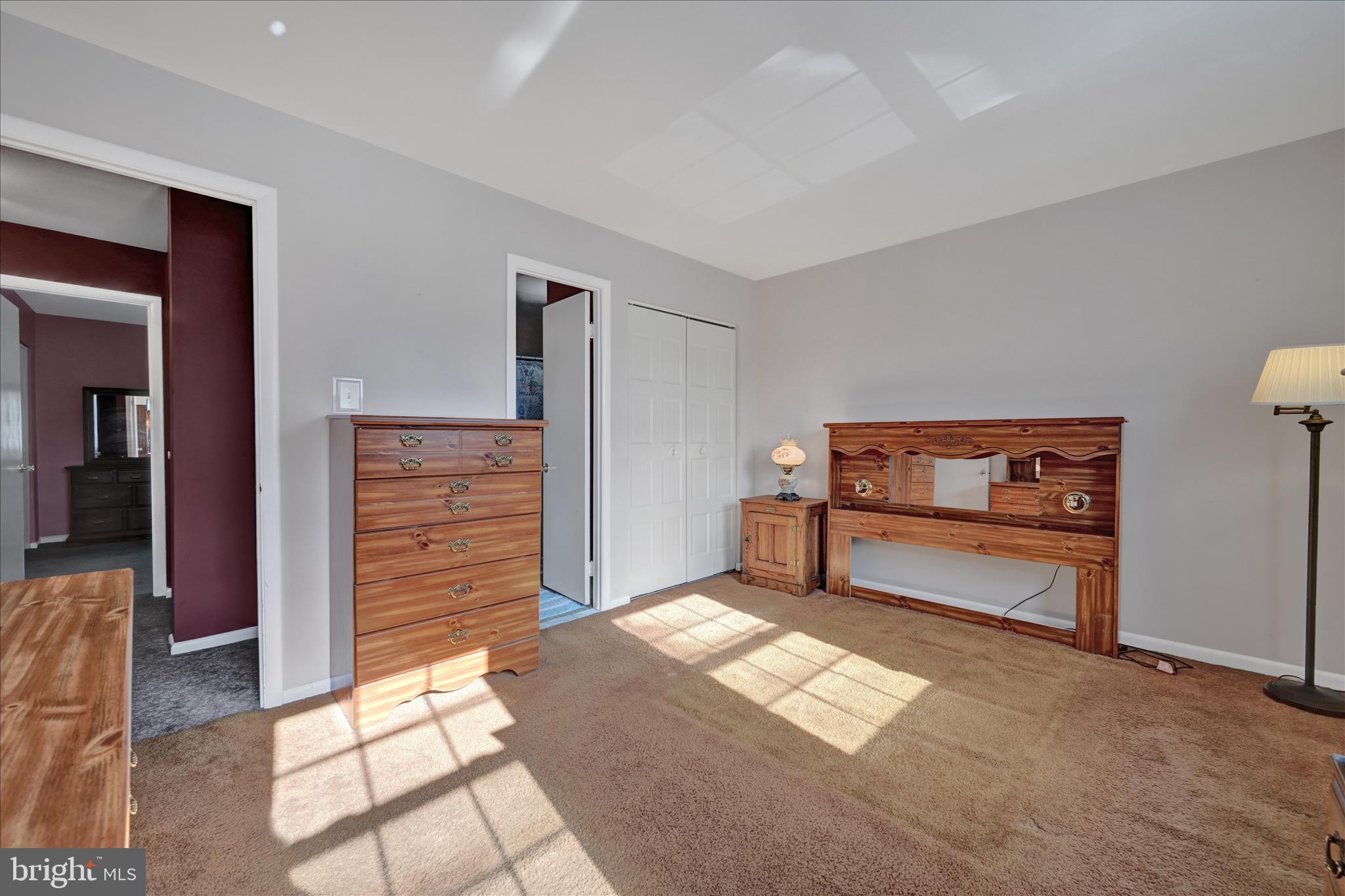 1322 BLUE JAY DRIVE