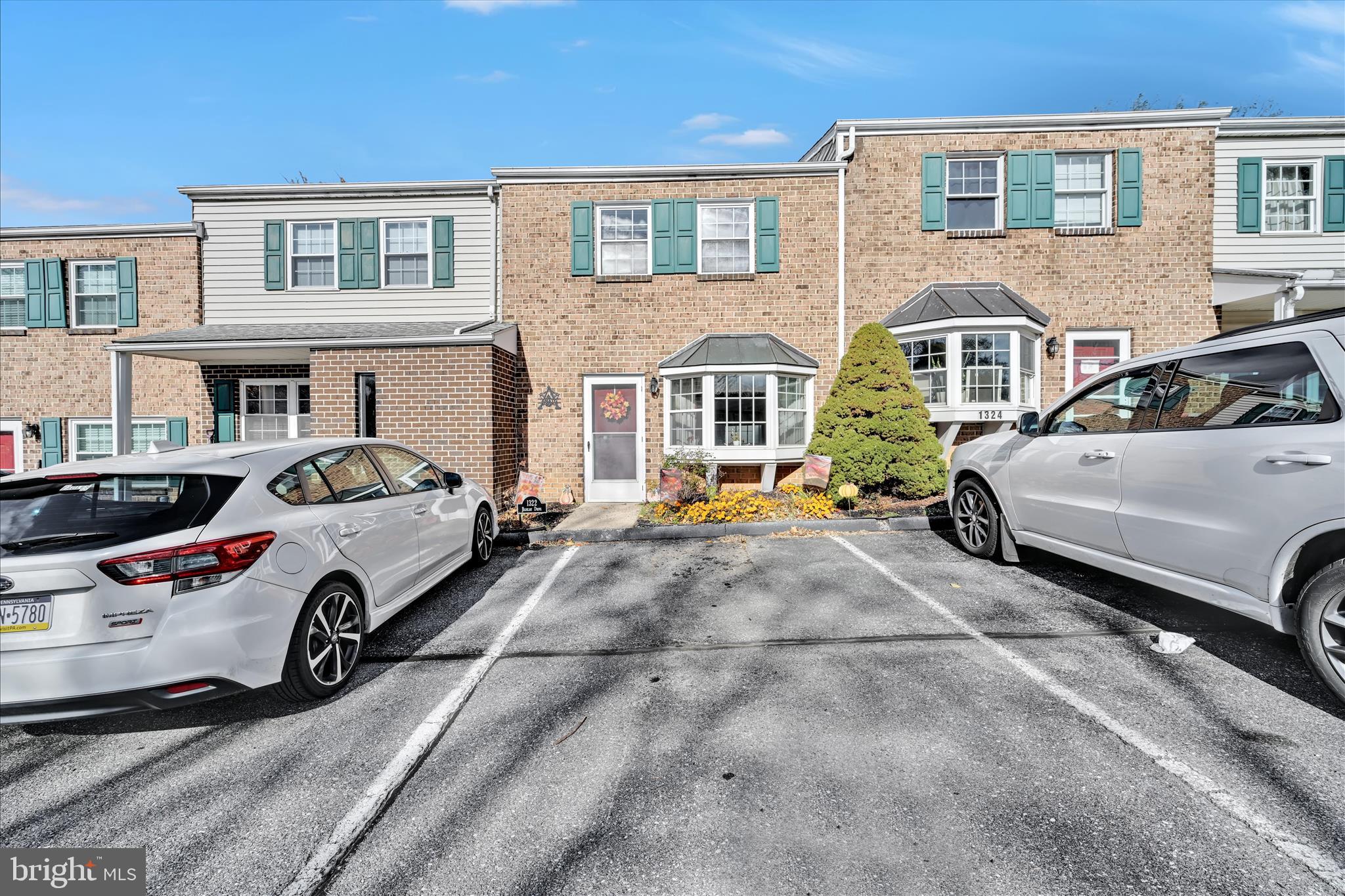 1322 BLUE JAY DRIVE