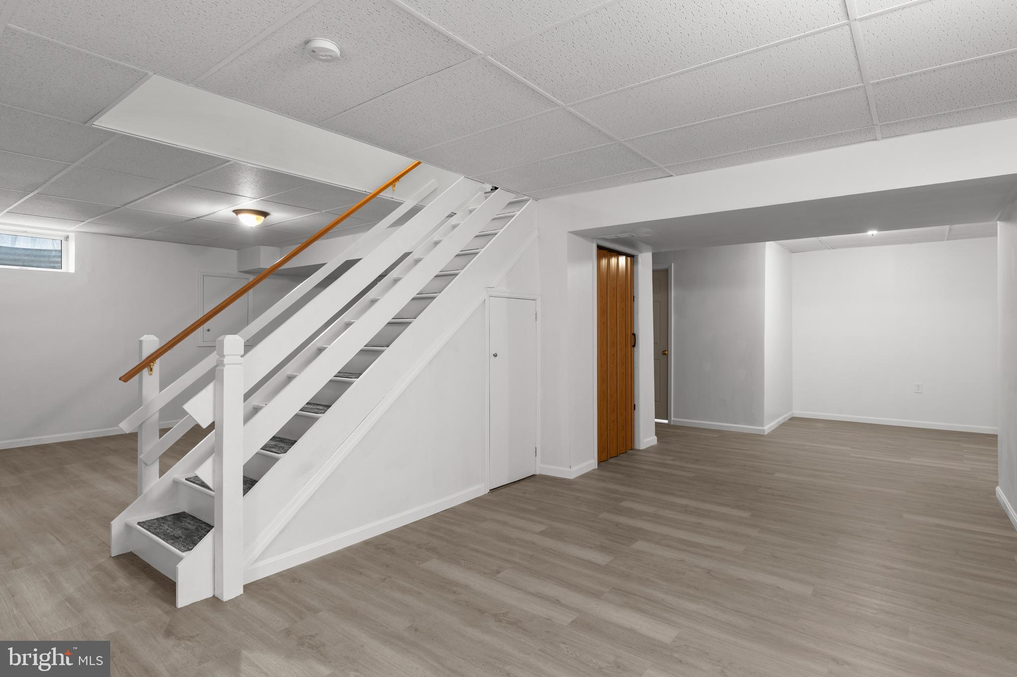 905 HEDGEWYCK LANE
