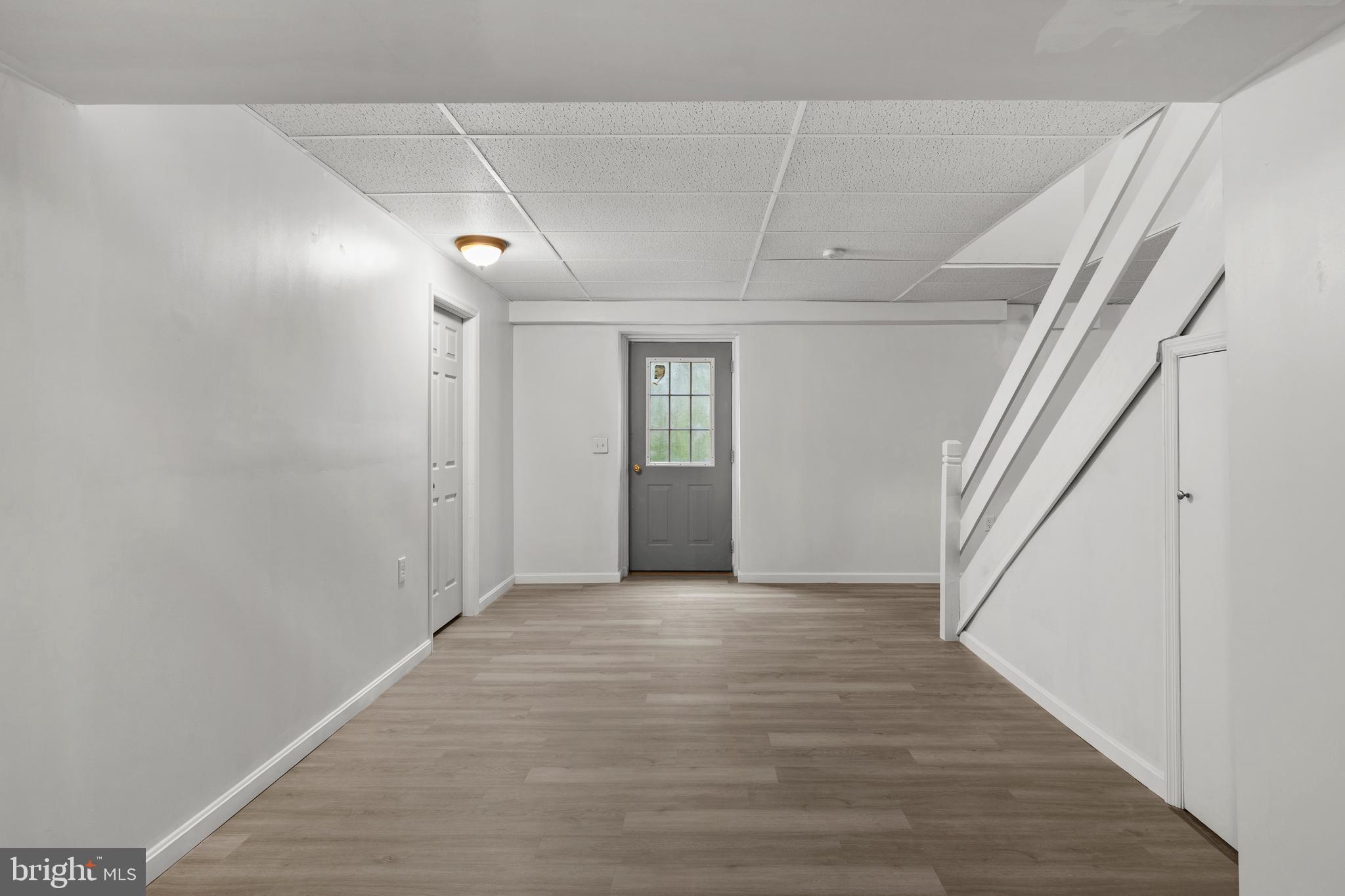 905 HEDGEWYCK LANE