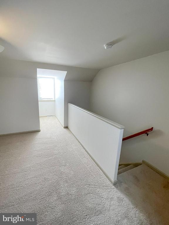 1853 SHADY OAK DRIVE