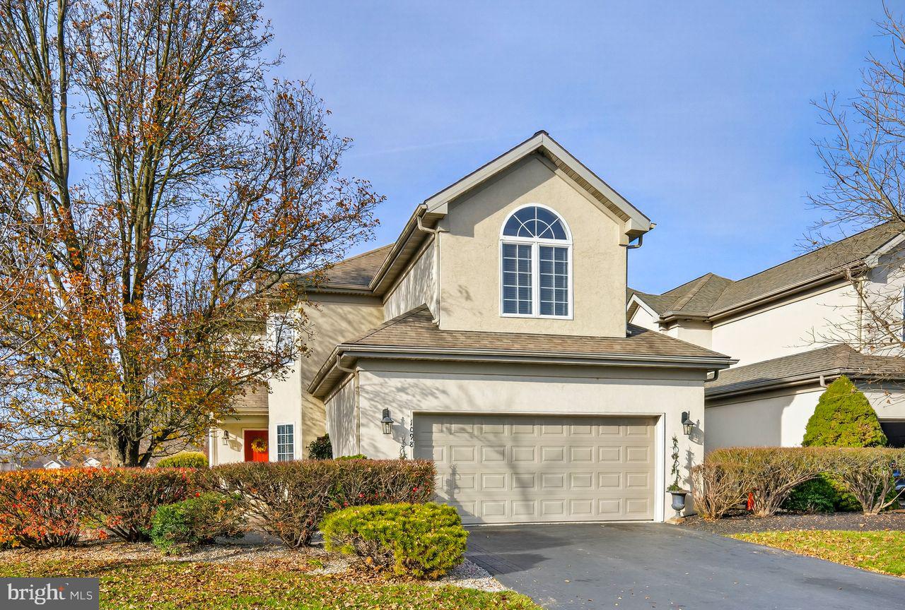 1098 STILLWOOD CIRCLE