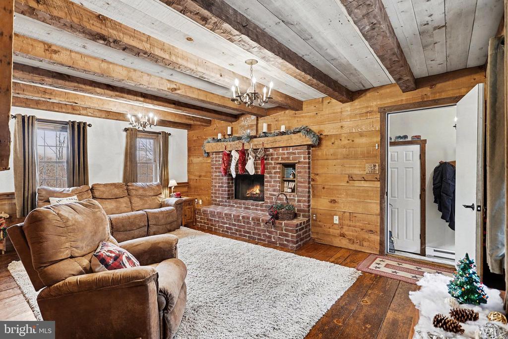 27 RIDGE ROAD