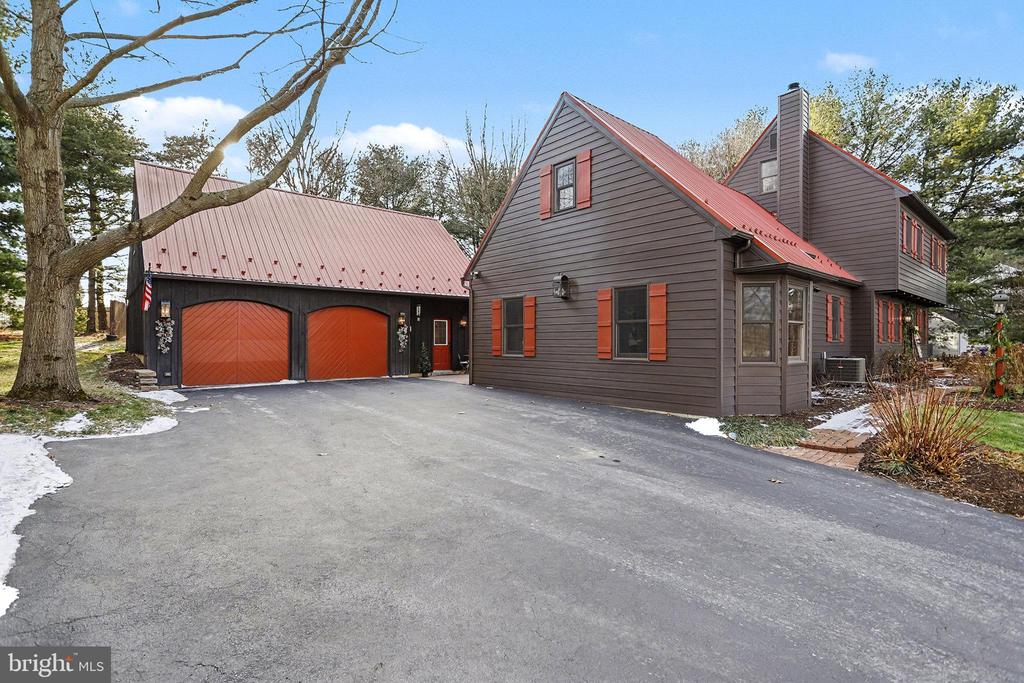 27 RIDGE ROAD