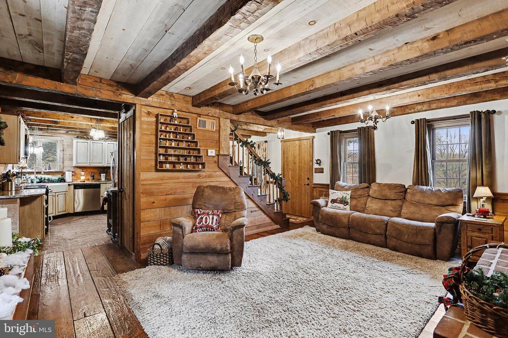 27 RIDGE ROAD