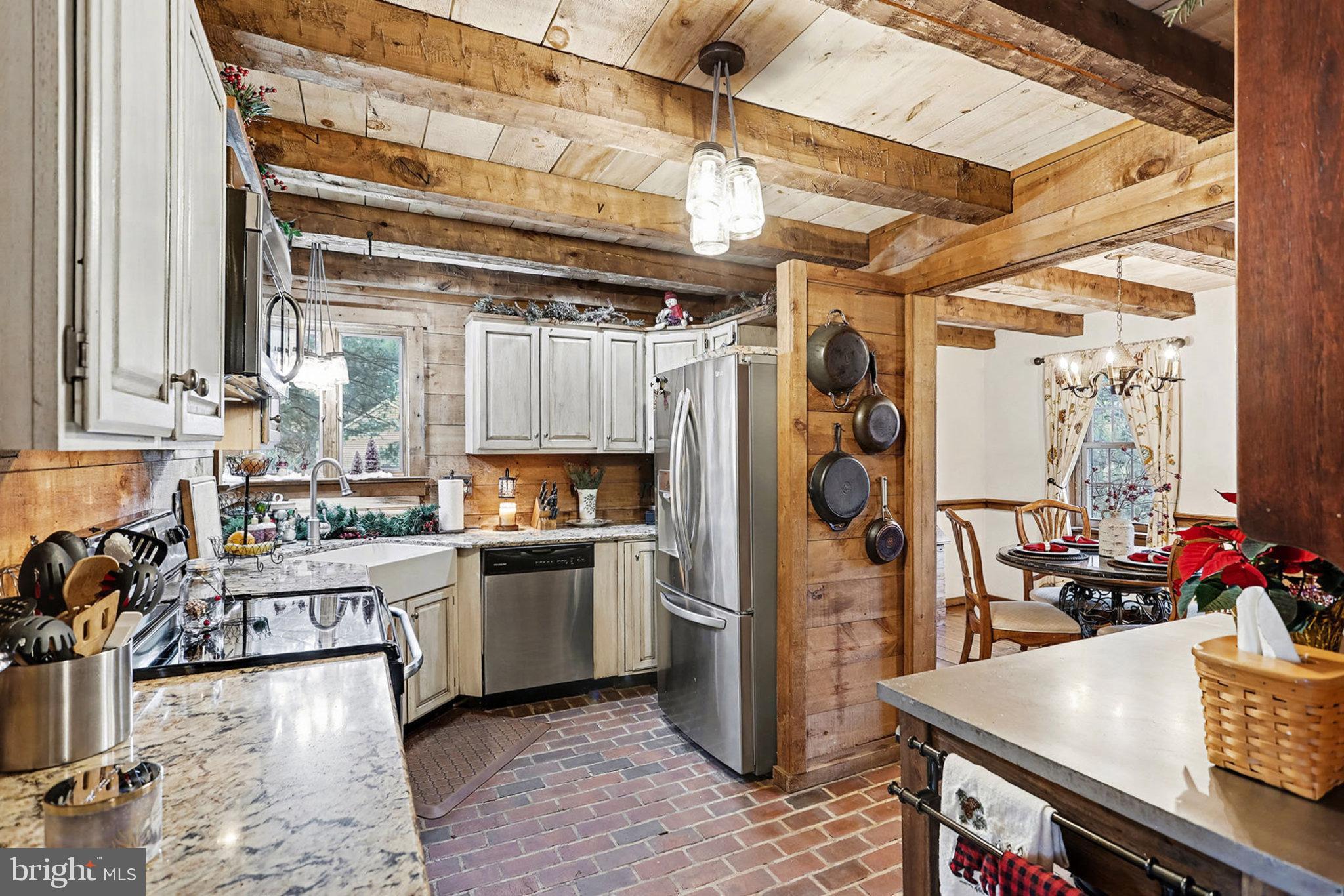 27 RIDGE ROAD