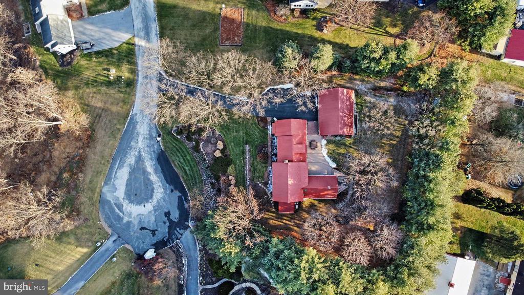 27 RIDGE ROAD