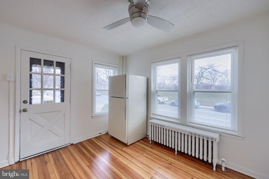665 LEHIGH AVENUE