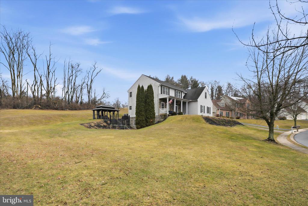 44 SILVER DRIVE