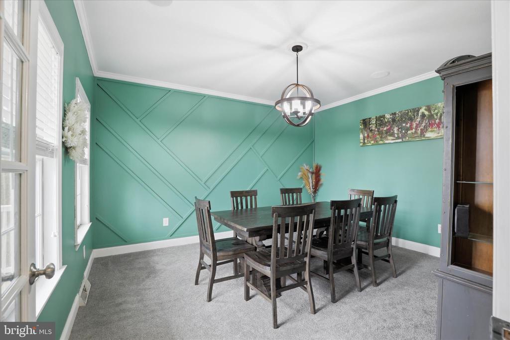 44 SILVER DRIVE