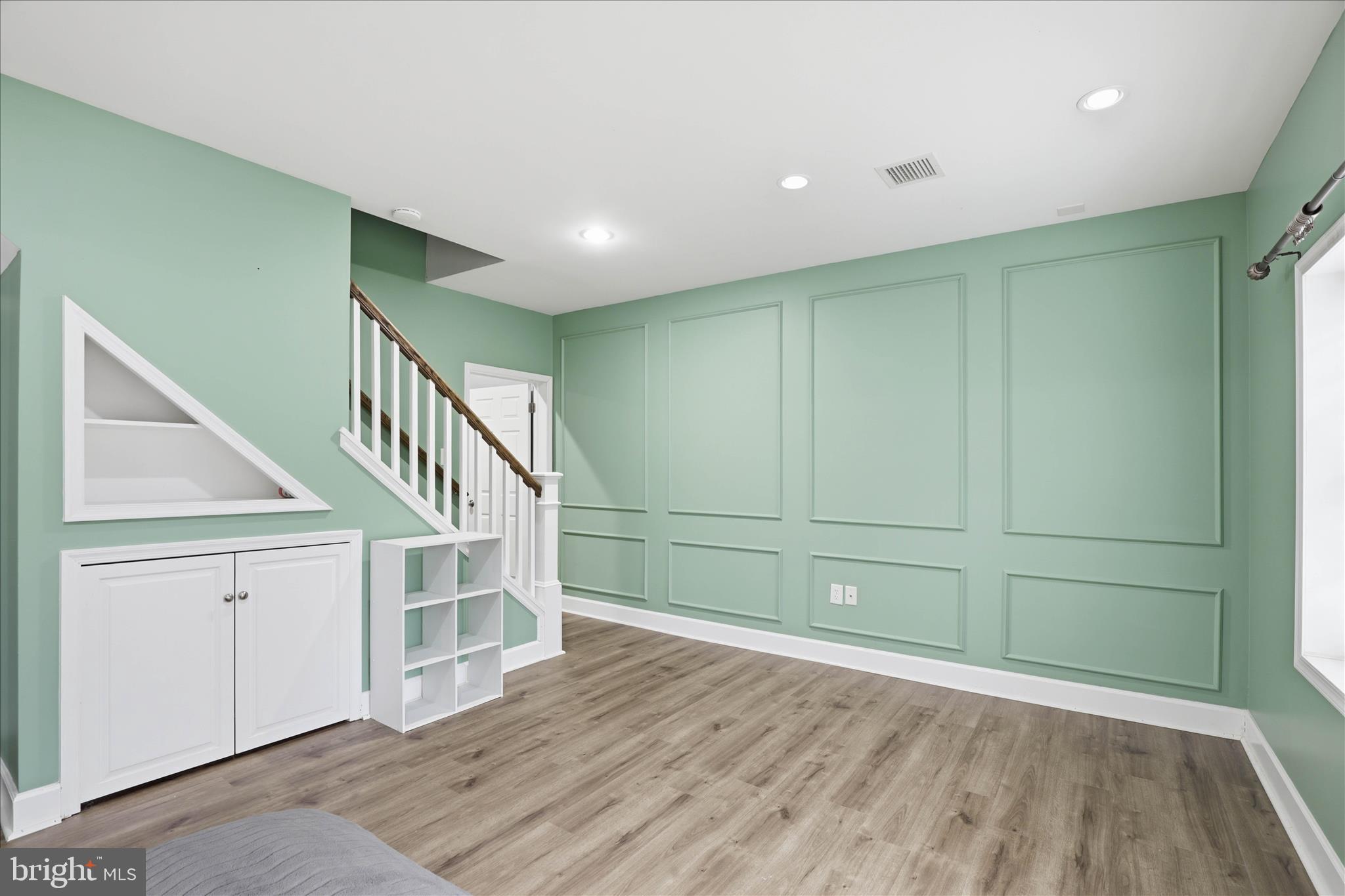 44 SILVER DRIVE