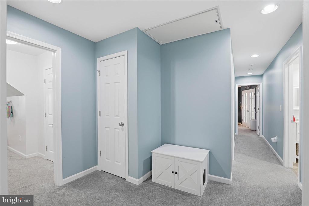 44 SILVER DRIVE