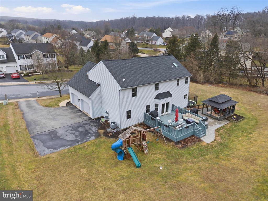 44 SILVER DRIVE