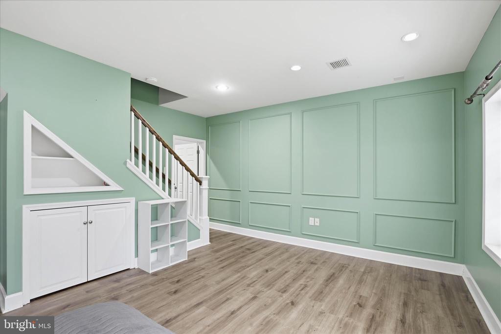 44 SILVER DRIVE