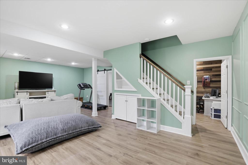 44 SILVER DRIVE