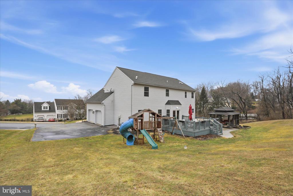 44 SILVER DRIVE