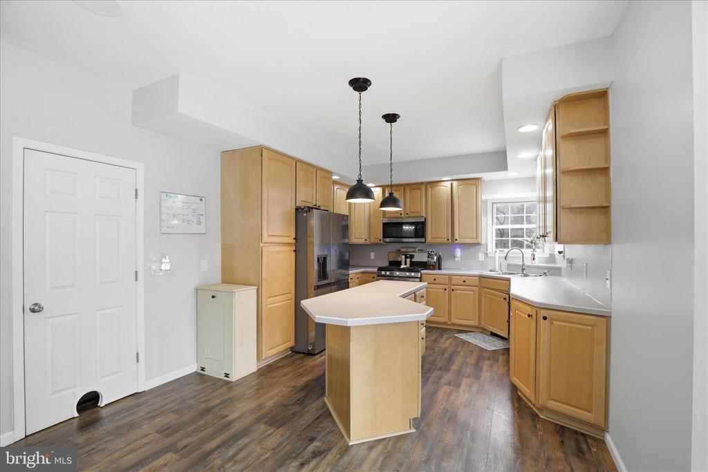44 SILVER DRIVE